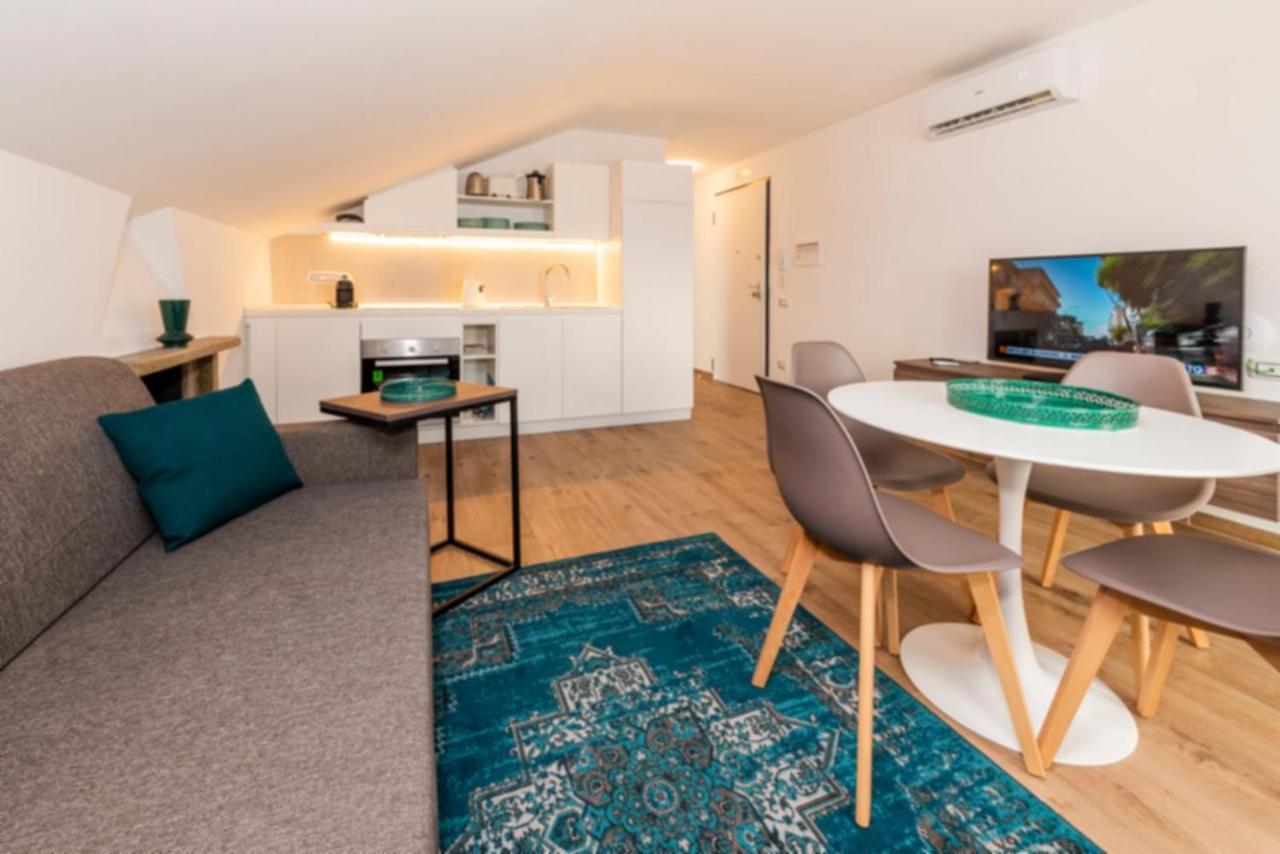 Aurelia Antica Suites & Apartments ローマ エクステリア 写真